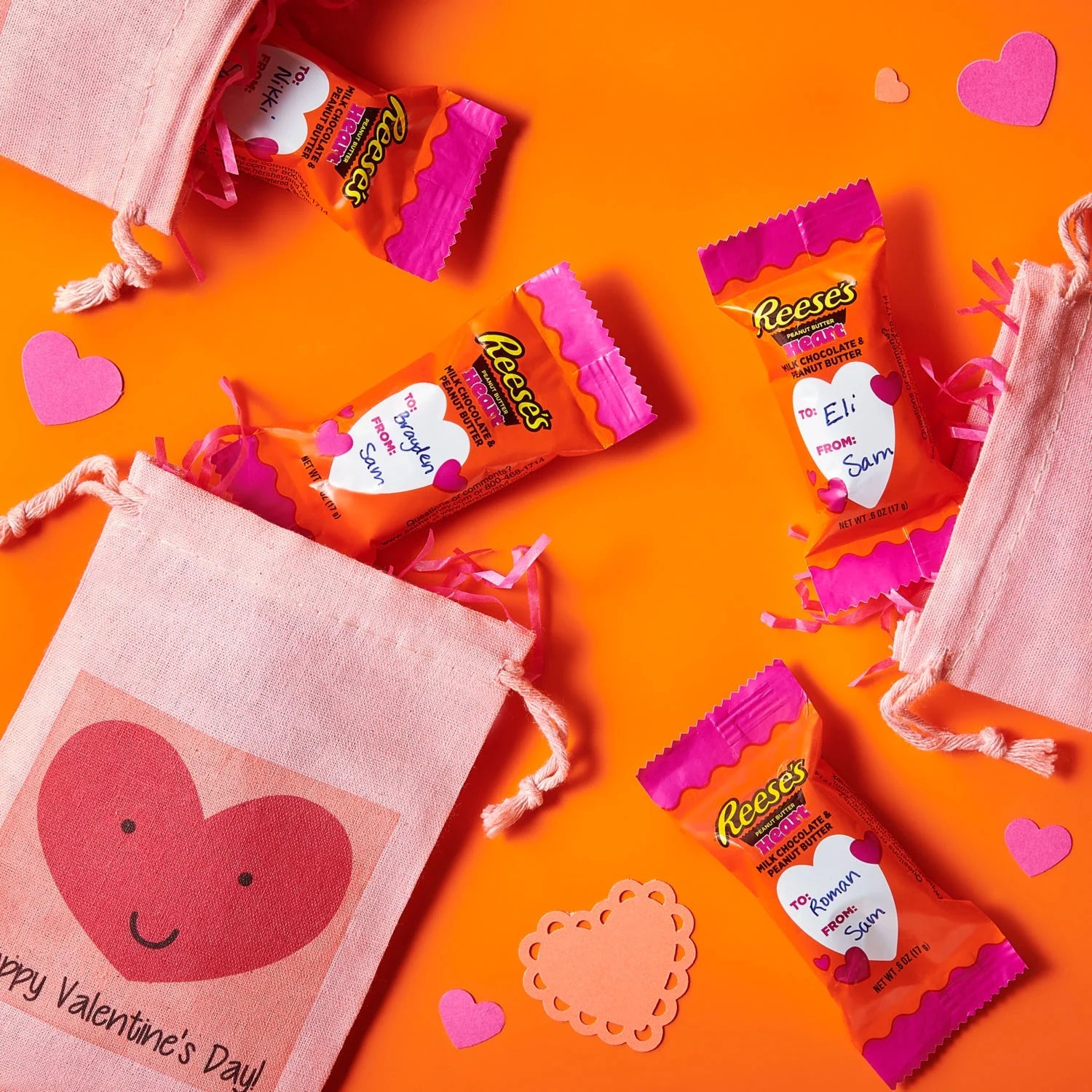 REESE'S Milk Chocolate Snack Size Peanut Butter Hearts, Valentine's Candy Bag, 36 oz (60 Pieces)