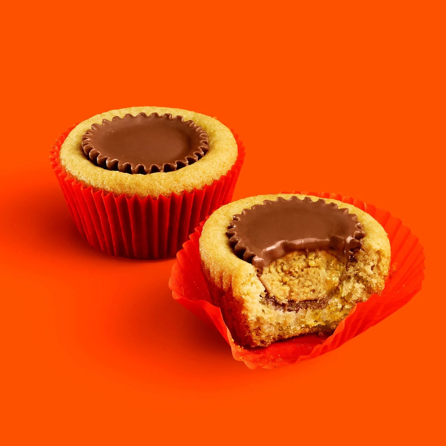 Reese's Miniatures Milk Chocolate Peanut Butter Cups Candy, Family Pack 17.6 oz