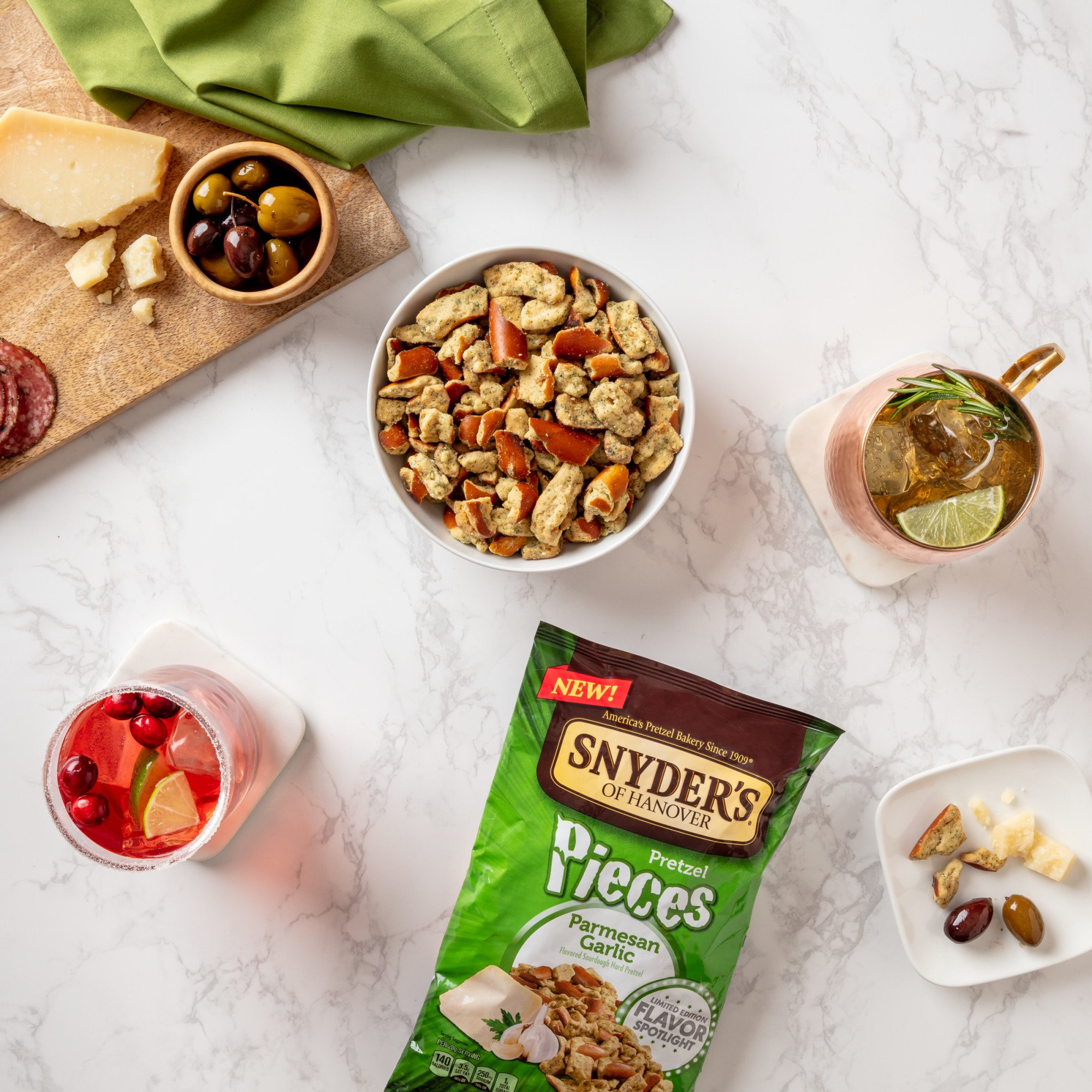 Snyder's of Hanover Pretzel Pieces, Parmesan Garlic, 10 oz