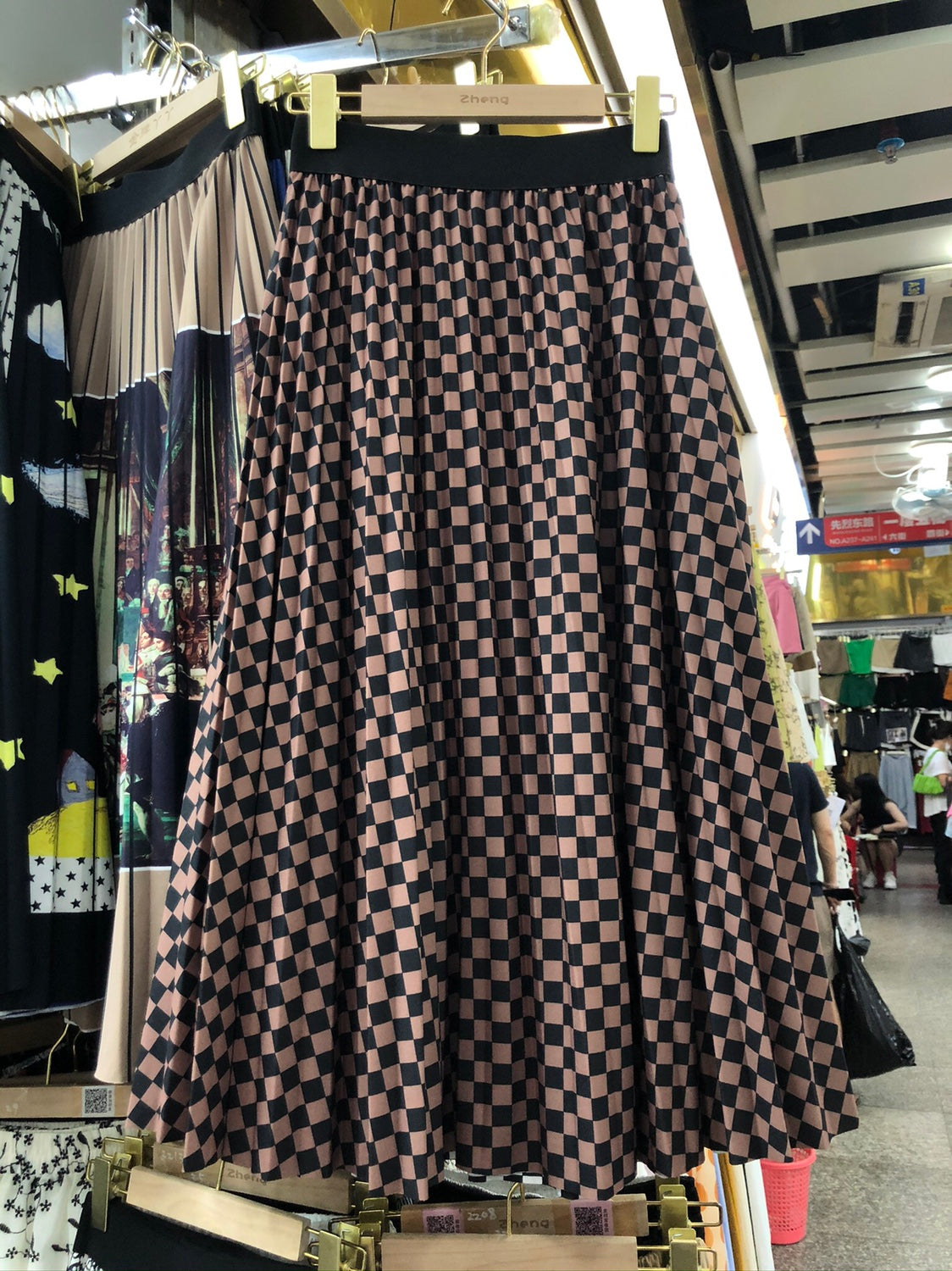 Fashion Retro Contrast Color Mid Length Long Length Pleated Skirt