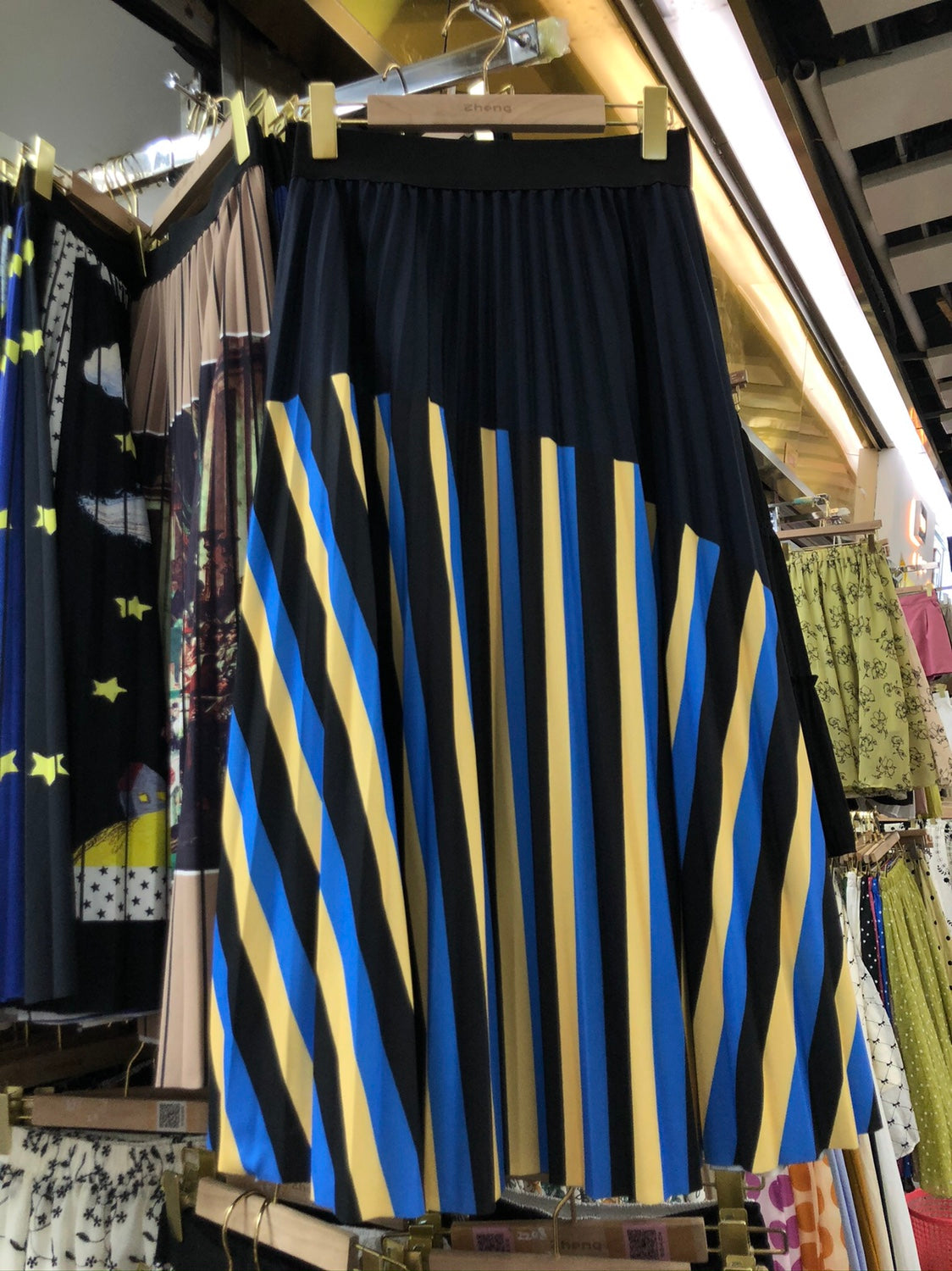 Fashion Retro Contrast Color Mid Length Long Length Pleated Skirt