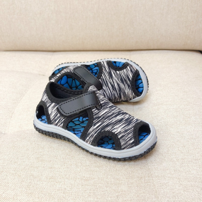 Girls' Sandals Spring and Summer Children's Closed Toe Sports Beach Shoes Boys Wading Shoes Candy Color
