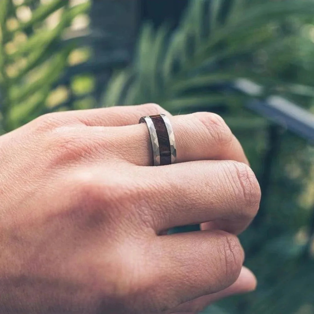 Hammered Silver Ring with Koa Wood Inlay - Jeglowstore