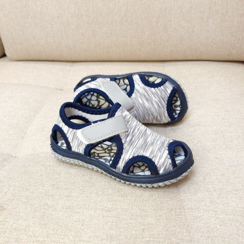 Girls' Sandals Spring and Summer Children's Closed Toe Sports Beach Shoes Boys Wading Shoes Candy Color