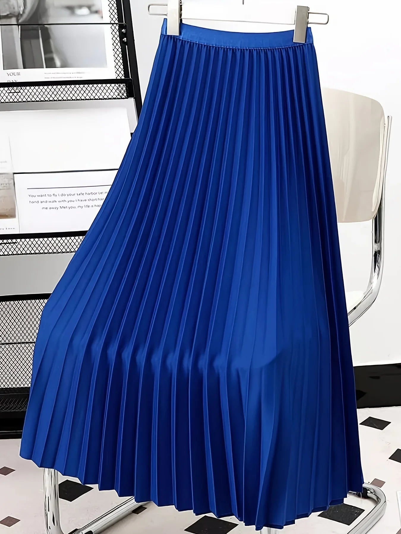Women’s Vintage Pleated Long Skirt Casual Elegant