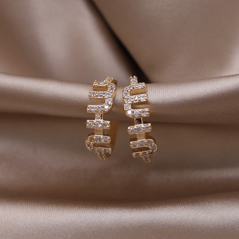 2023 Korean New Design Fashion Jewelry 14K Gold Plated Letter M Zircon Open Ring Elegant Women's Daily Work Accessories