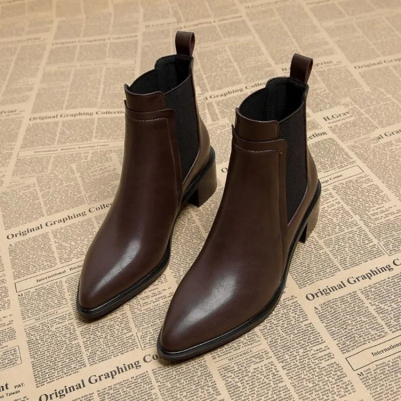 Women’s Pointed Toe Chelsea Boots