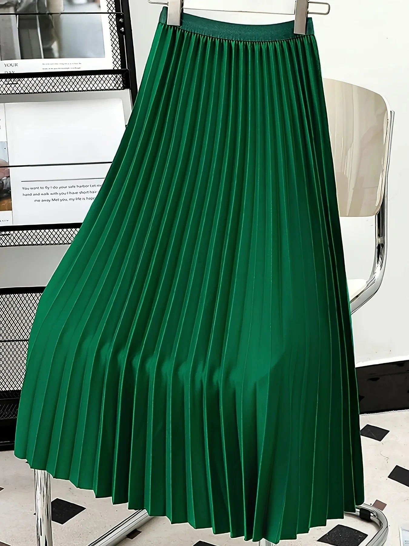 Women’s Vintage Pleated Long Skirt Casual Elegant