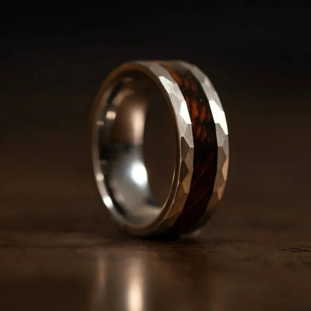 Hammered Silver Ring with Koa Wood Inlay - Jeglowstore