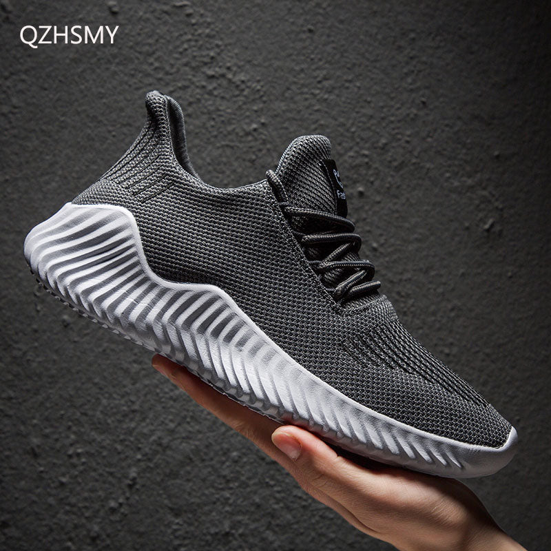 Breathable High Quality Light Walking Men Sneakers