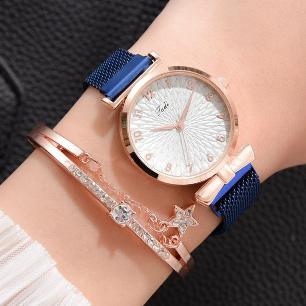 Luxury Women Bracelet Quartz Magnetic Watch
