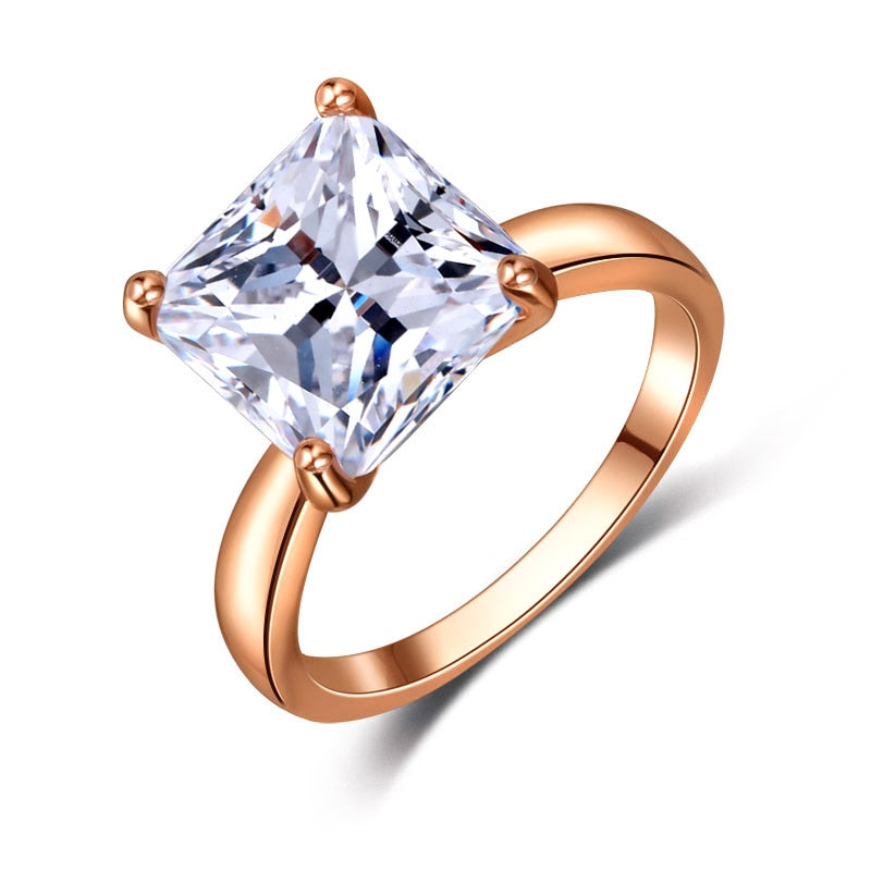 Trendy Crystal Engagement Claws White Zircon Cubic elegant Ring