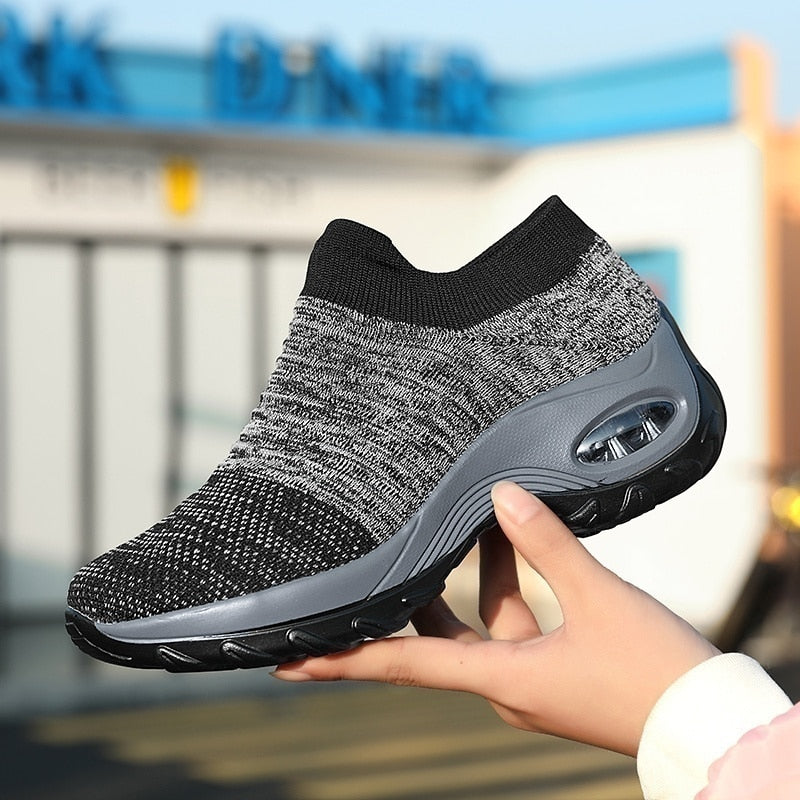 Running Breathable Mesh Comfortable Air Cushion Sneaker Lightweight