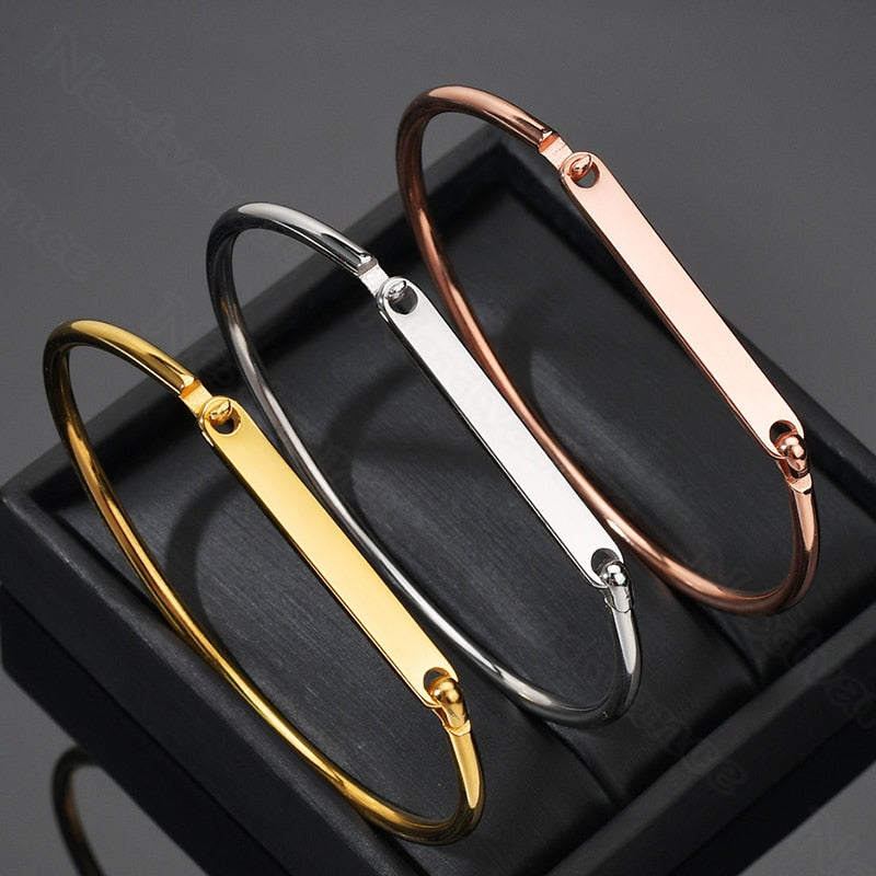 Hand-decorated Customized Engrave Name Bracelets