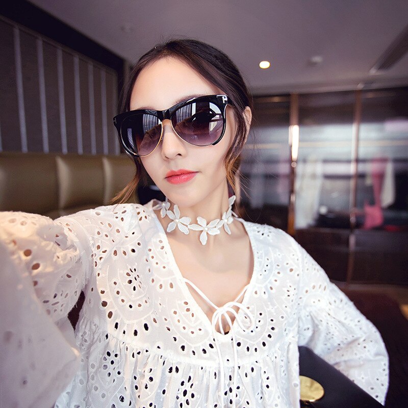 Gothic Classic White Collar Vintage Choker Necklace