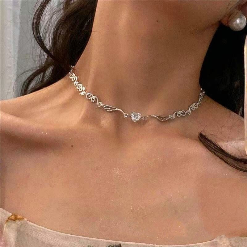 Silver Color Irregualr Love Heart Crystal Choker Necklace