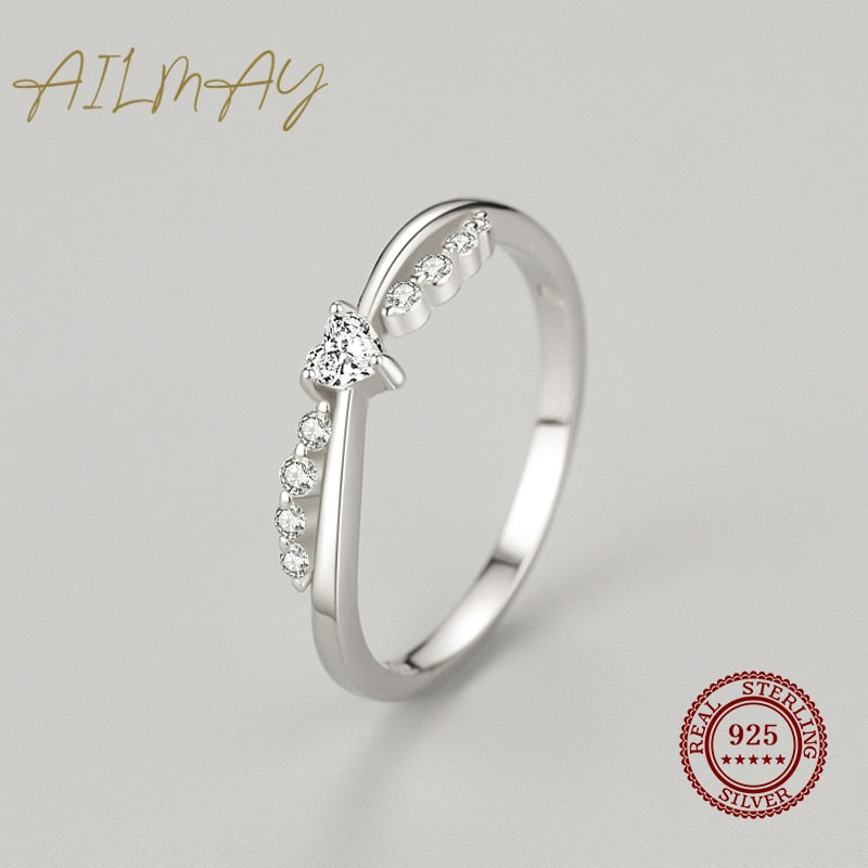 Ailmay 925 Sterling Silver Elegant Sparkling Cubic Zirconia Heart Finger Ring