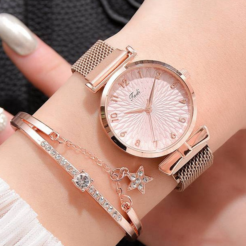 Luxury Women Bracelet Quartz Magnetic Watch