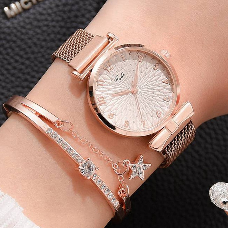 Luxury Women Bracelet Quartz Magnetic Watch