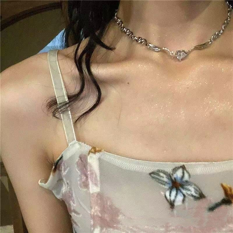 Silver Color Irregualr Love Heart Crystal Choker Necklace