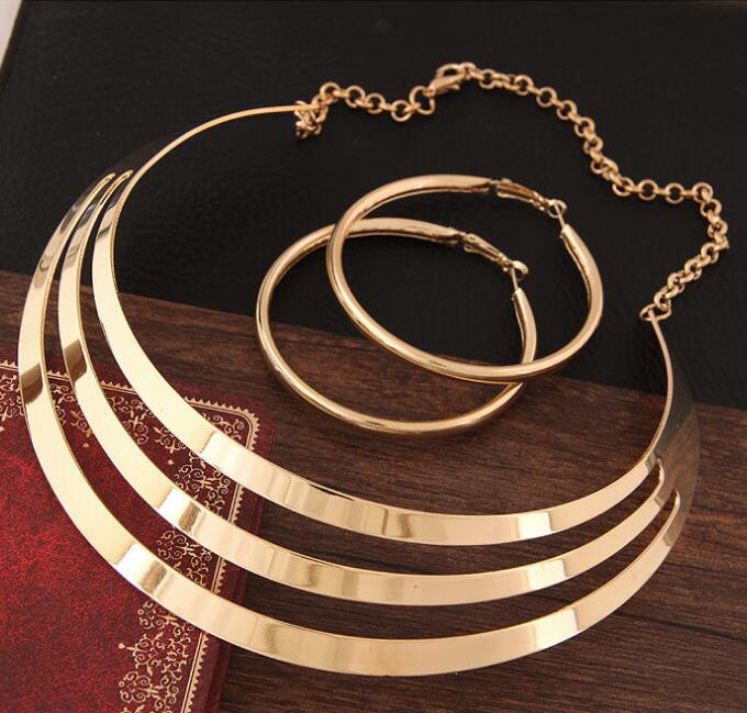 KMVEXO Trendy Gold Metal Torques Necklace