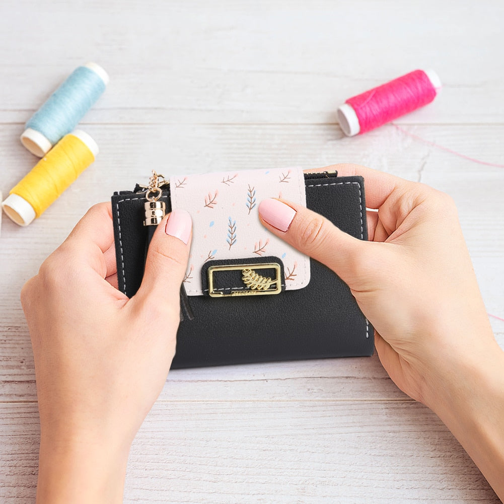 Pu Leather Tassel Short Wallet for Woman