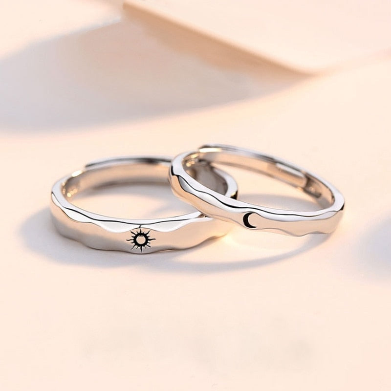 2Pcs/set Black White Romantic Couple Rings