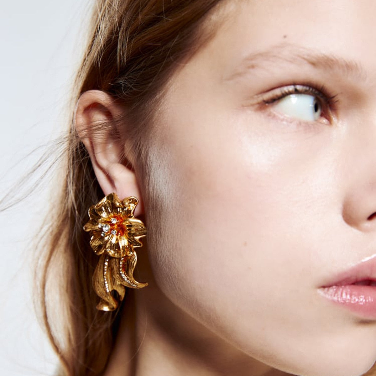 Retro Golden Metal Leaf Stud Earrings