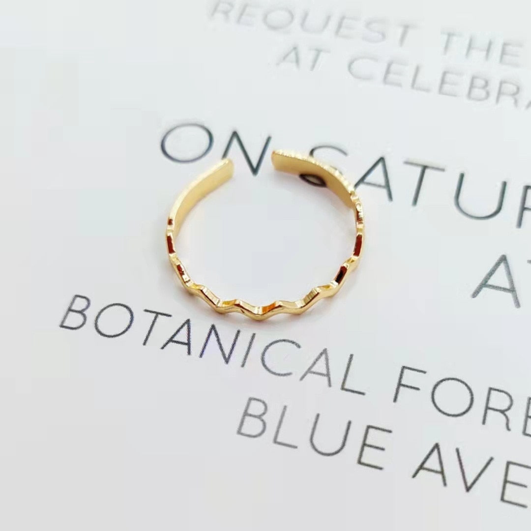 Exquisite Fashion White Zircon Crystal Ring