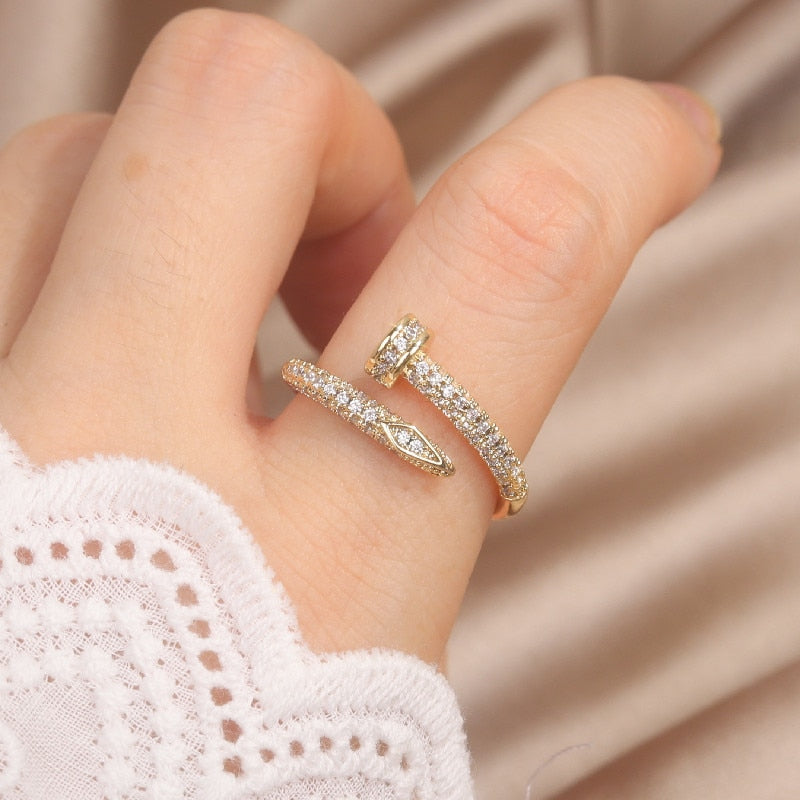 Classic Temperament Luxury High Quality Copper Zircon Ring