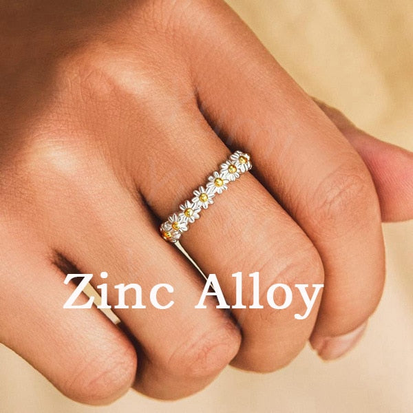 Vintage Daisy Flower Ring Adjustable Open Cuff Ring