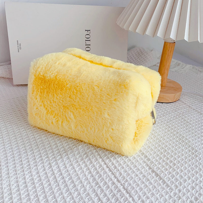 PURDORED 1 Pc Solid Color Fur Makeup Bag Organizer Case