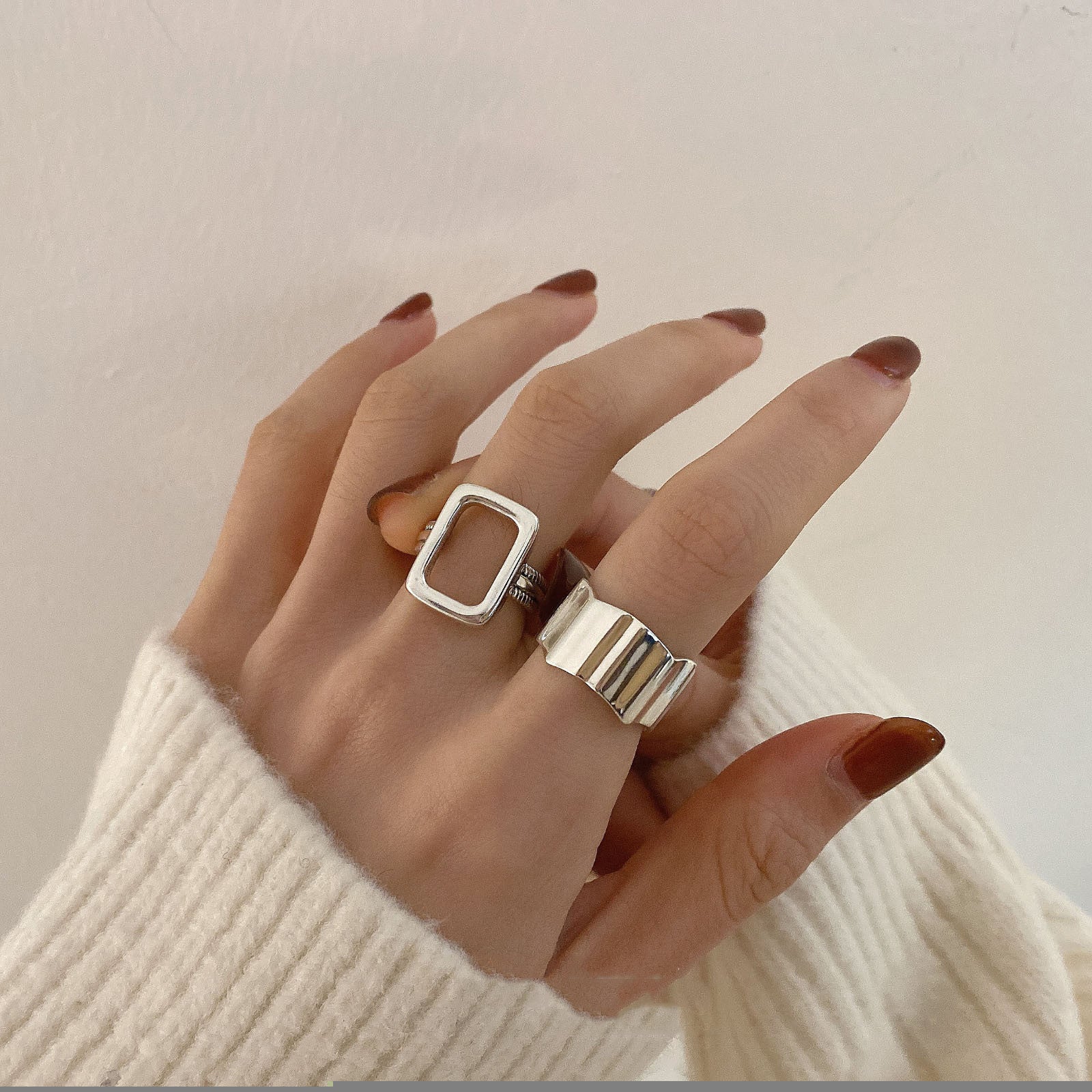 Ancient Silver Color Adjustable Chain Open Finger Ring