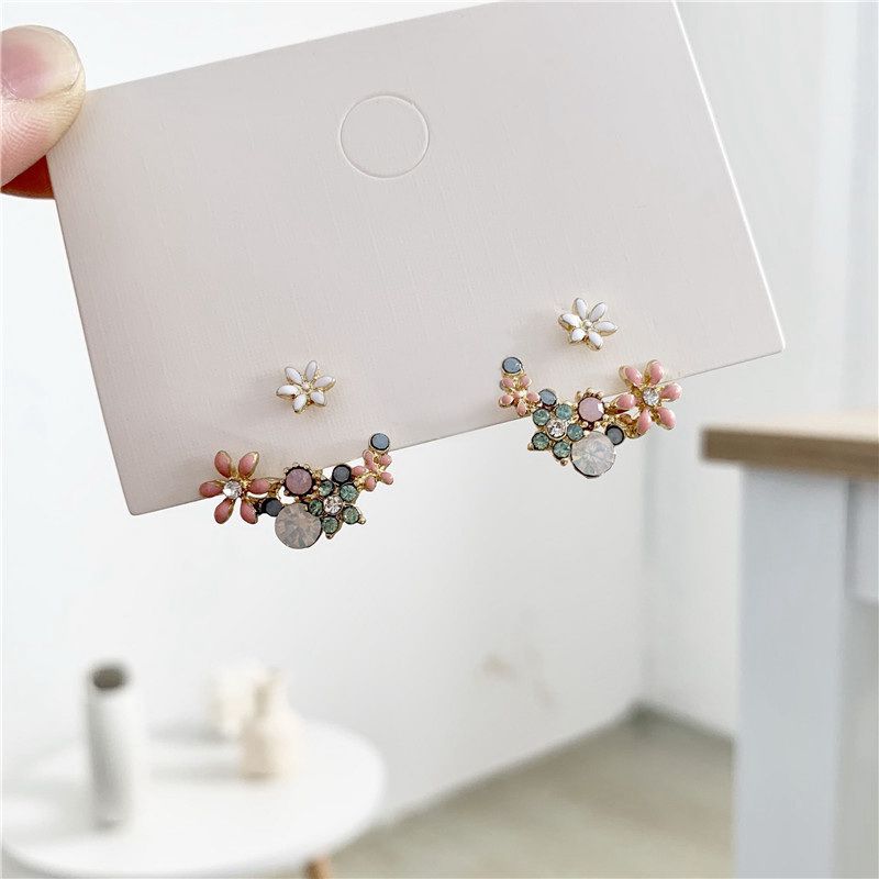 New Korean Hollow Wreath Flower Earring