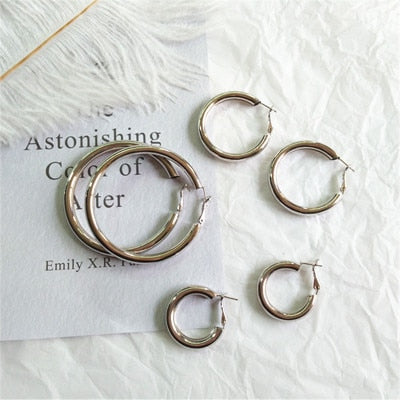 Geometric Round Big Hoop Earrings - Shopeasywear