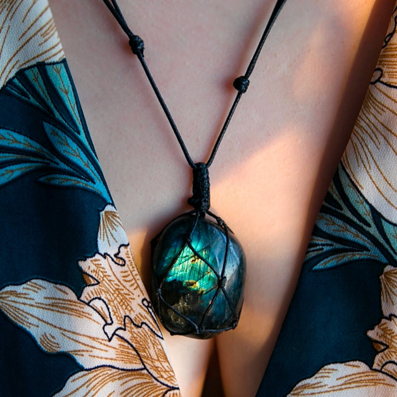 Dragons Heart Labradorite Necklace - Shopeasywear