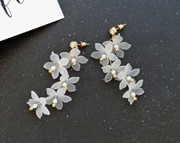 Fashion Trendy earrings flowers stud earrings for women Vintage creative temperament contracted woman stud earrings fine jewelry - Shopeasywear