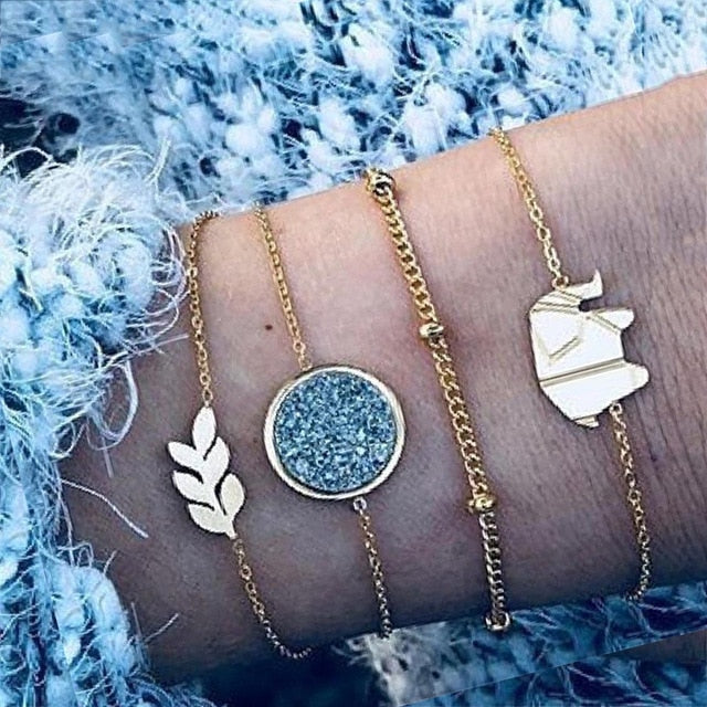 Bow Map Crystal Bead Bracelet - Shopeasywear