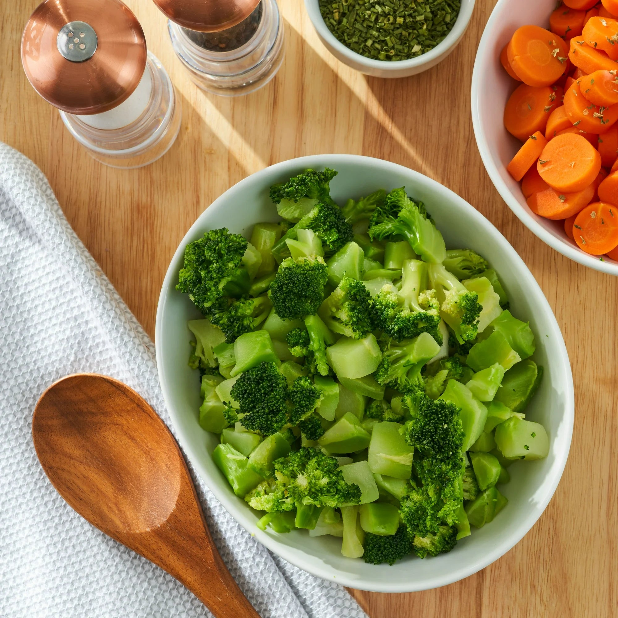 Great Value Frozen Broccoli Cuts, Steamable In Bag, 12 oz