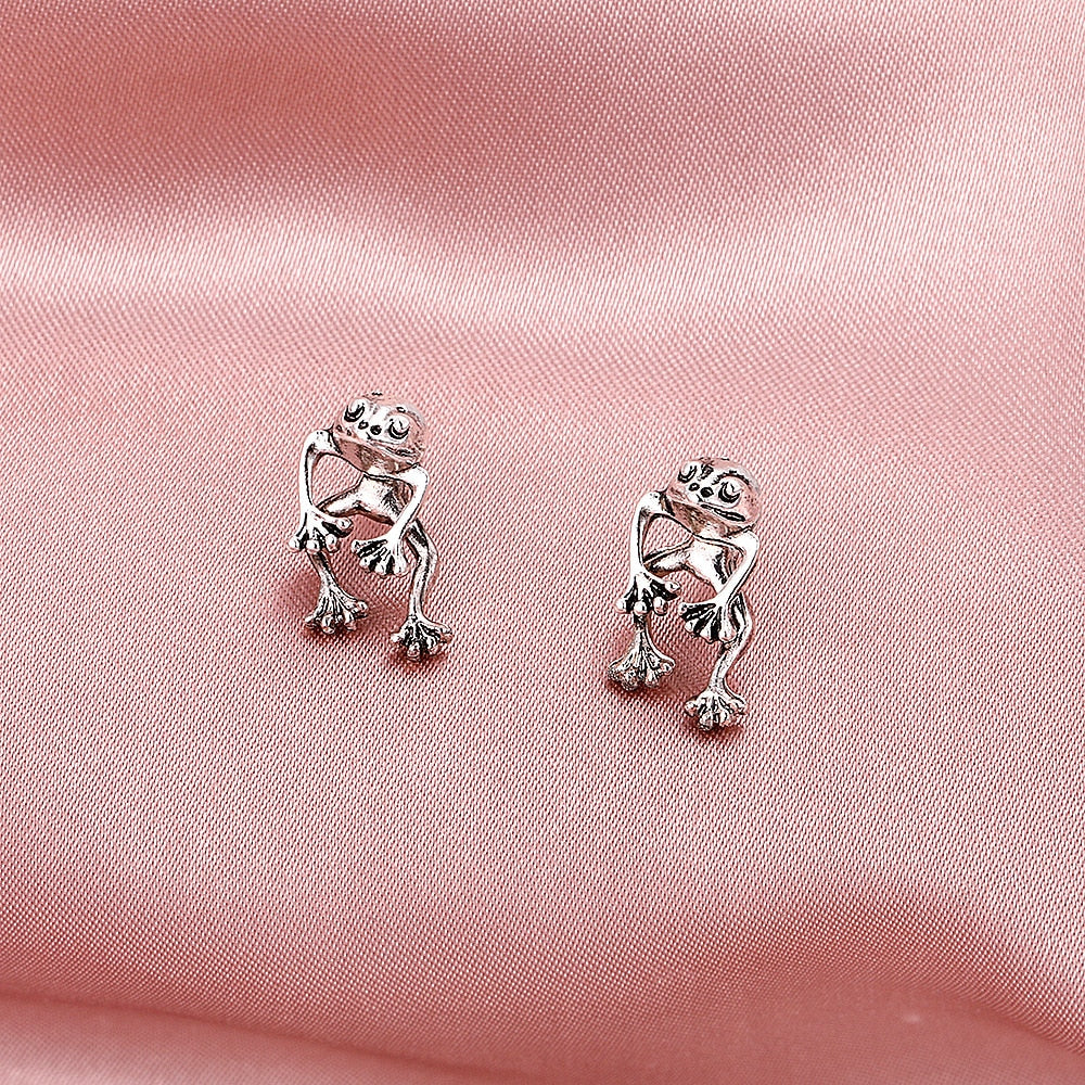 Gothic Green Frog Earrings For Women Girls Fashion Vintage Piercing Ear Studs Aesthetics Y2k Jewelry Accessories Wholesale