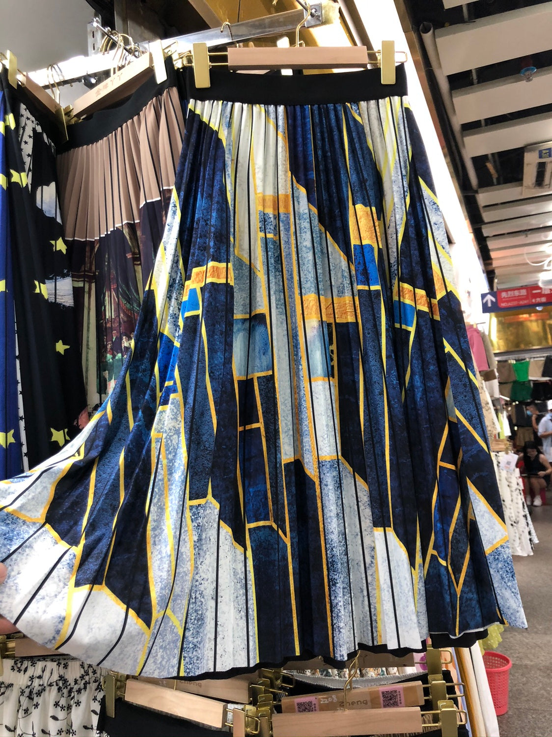 Fashion Retro Contrast Color Mid Length Long Length Pleated Skirt