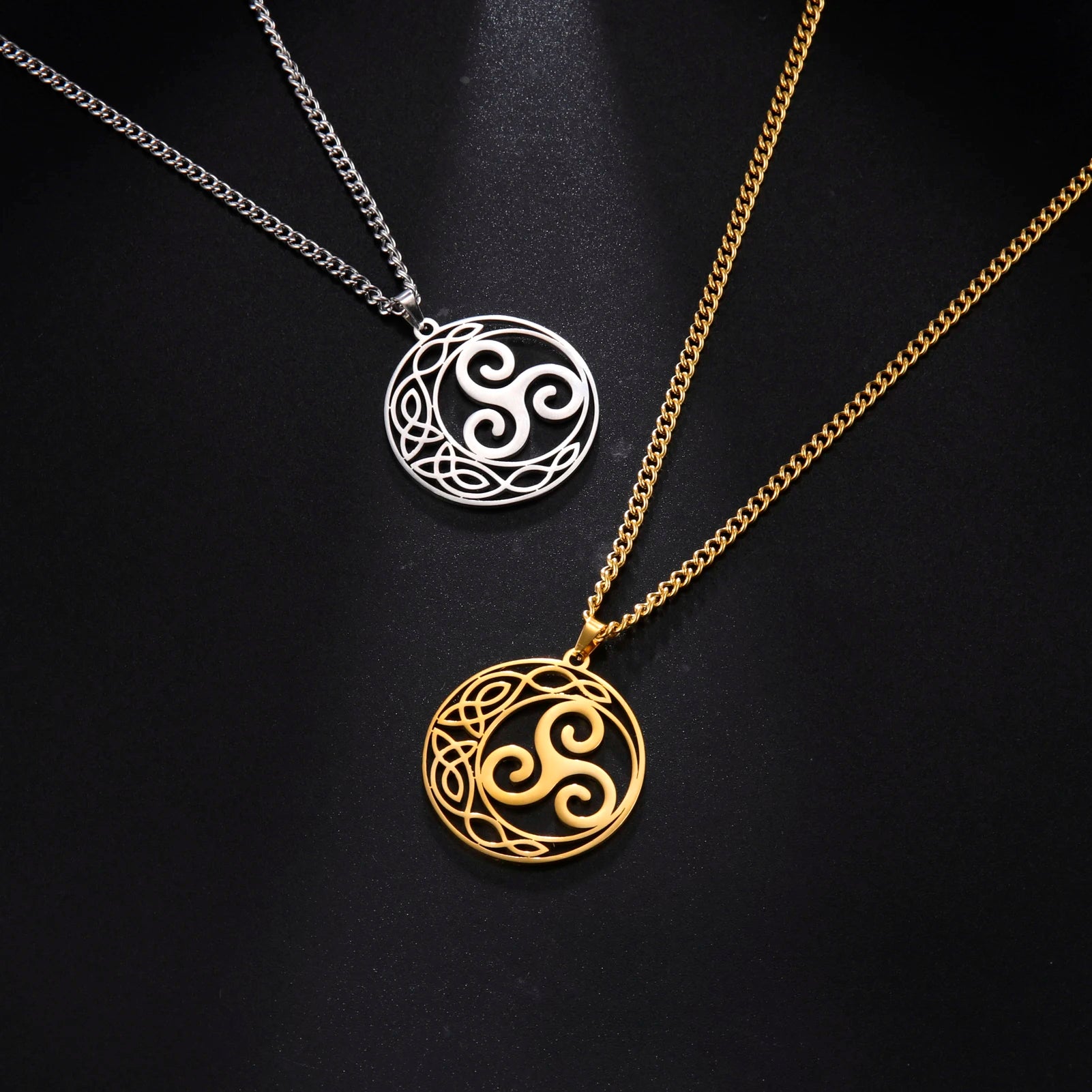 Viking Celtic Moon Pendant - Jeglowstore