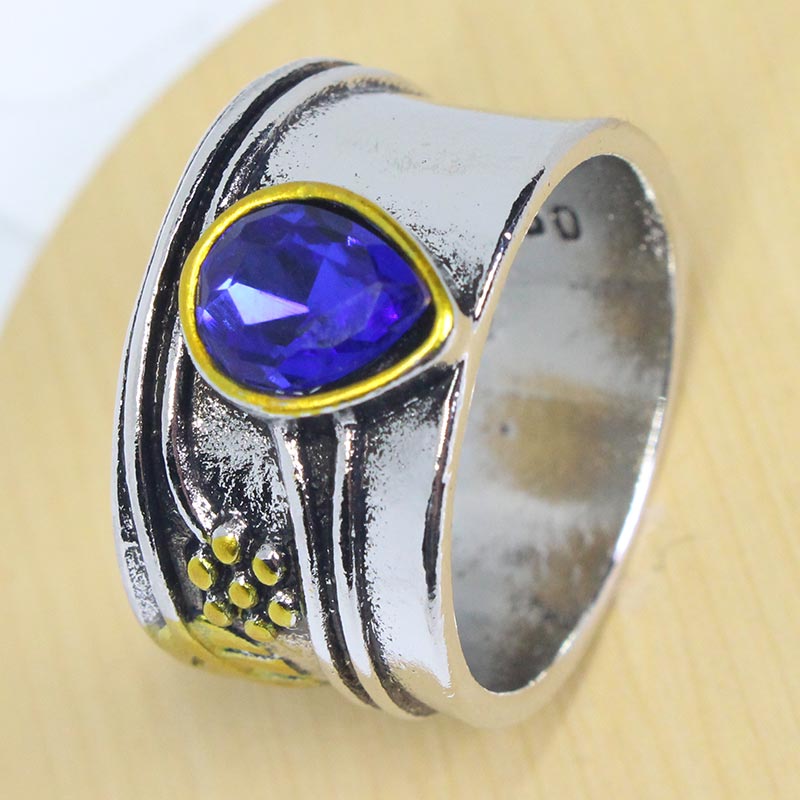 Vintage Round Moonstone Massive Rings for Women White Gold Color Women's Large Ring Wedding Jewelry Accessories Gifts