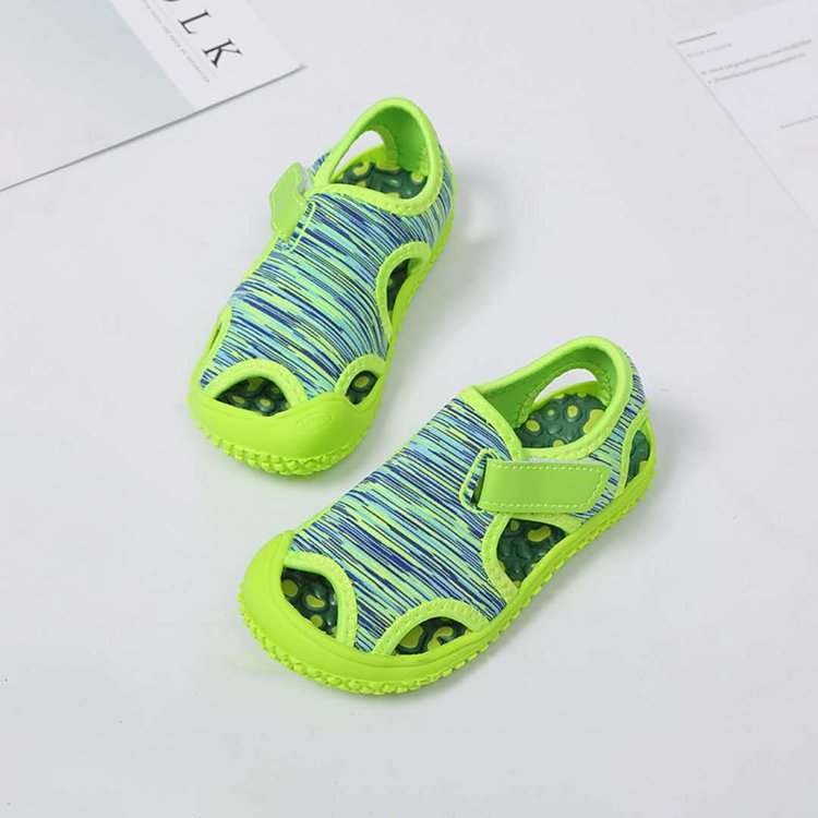 Girls' Sandals Spring and Summer Children's Closed Toe Sports Beach Shoes Boys Wading Shoes Candy Color
