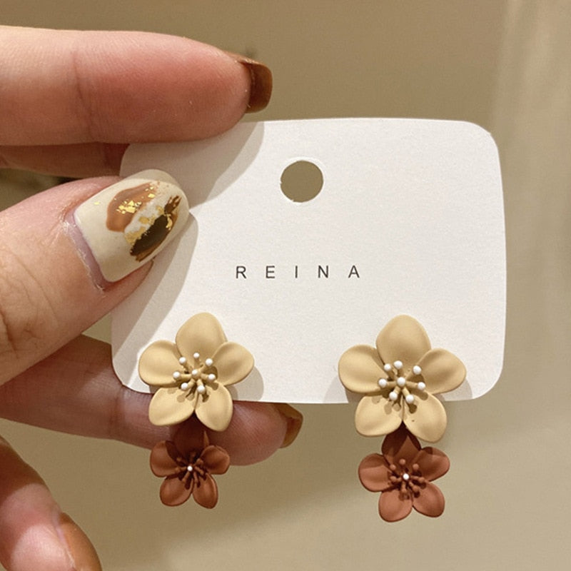New Korean Style Spray Paint Big Flower Stud Earrings For Women Fashion Summer Elegant Sweet Ear Jewelry Accessories Brincos