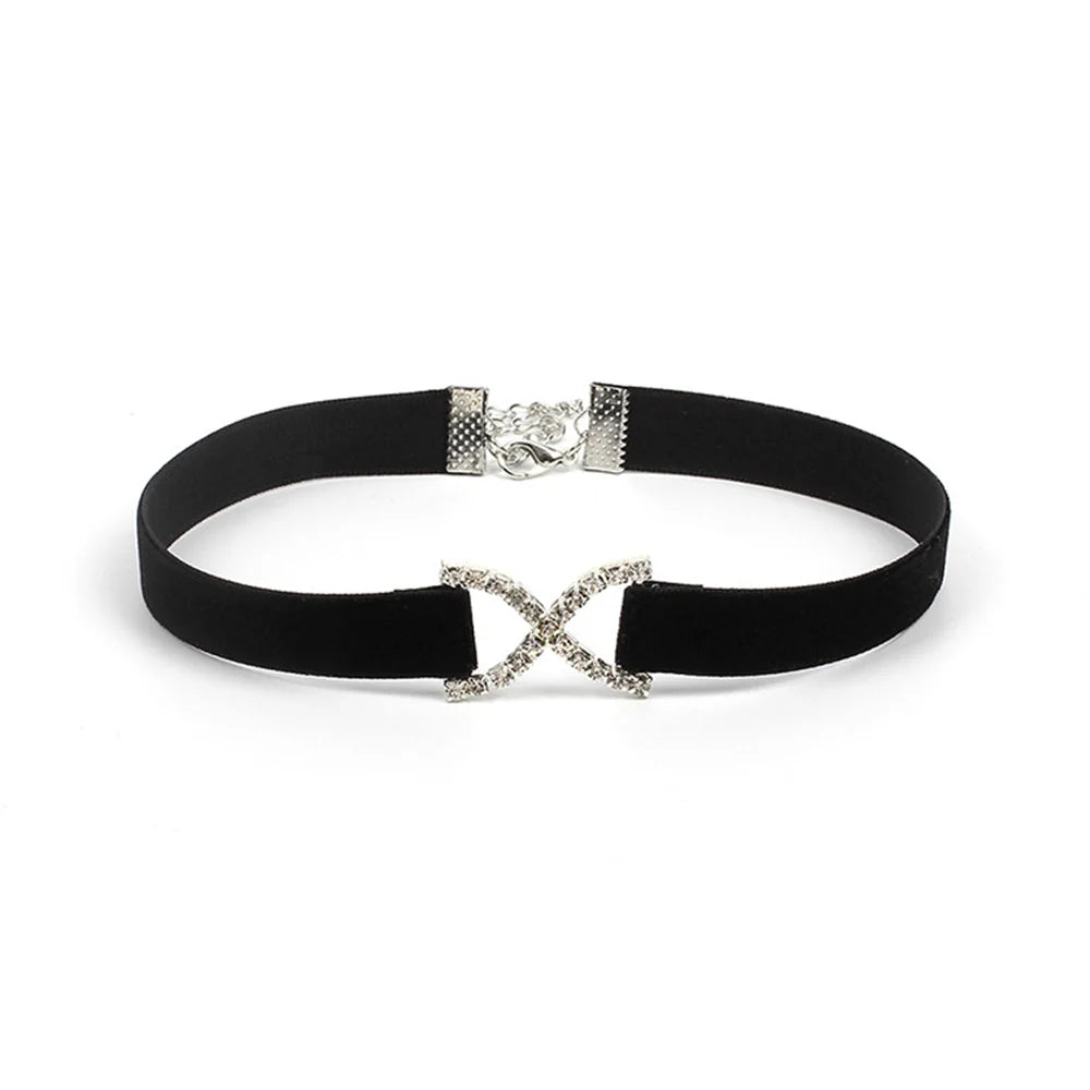 Kpop Black Velvet Heart Crystal Choker - Jeglowstore