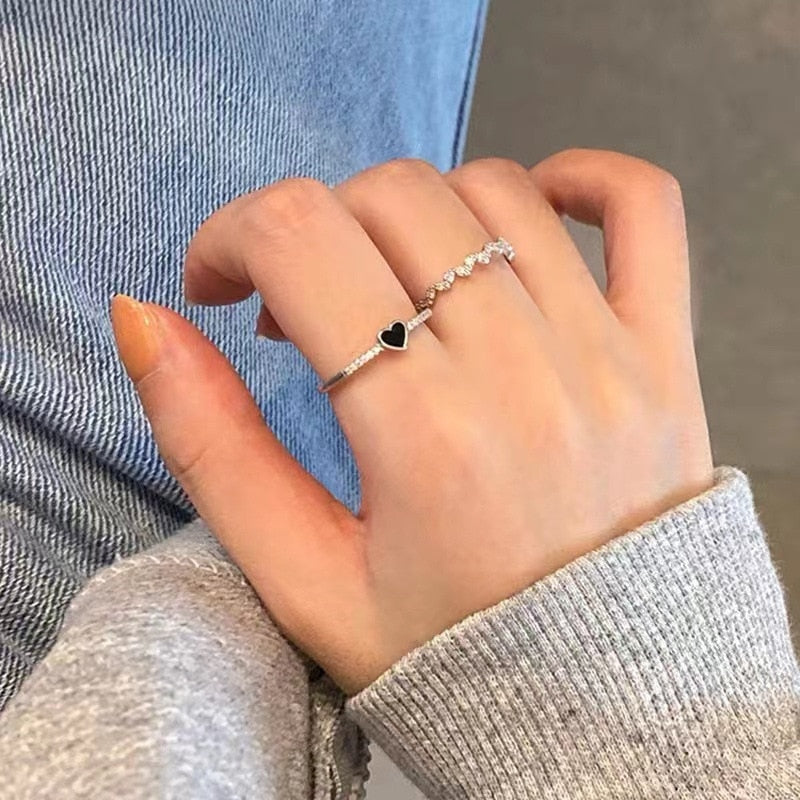 2023 New Fashion Simple Heart Vintage Love Ring Personalized Adjustable Opening Fashion Black Ring Girl Jewelry