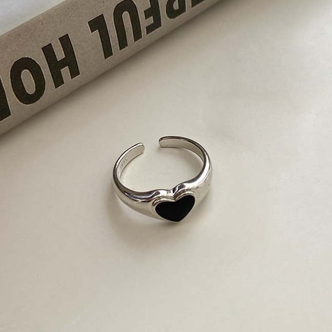 2023 New Fashion Simple Heart Vintage Love Ring Personalized Adjustable Opening Fashion Black Ring Girl Jewelry