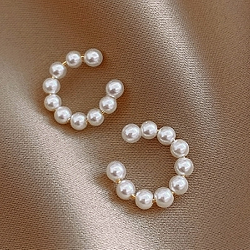 Korean Style Zircon Black Resin Rhombus Ear Studs for Women Elegant Geometric Earrings Jewelry Fashion Earrings Gifts