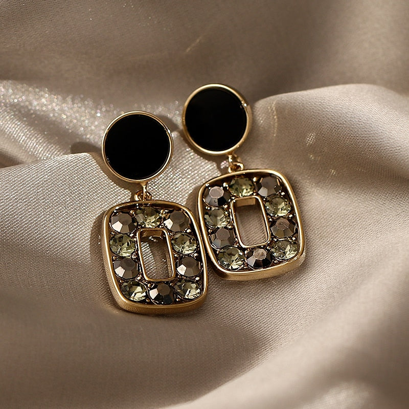 Fashion Shiny Green Rhinestone Pendant Earrings